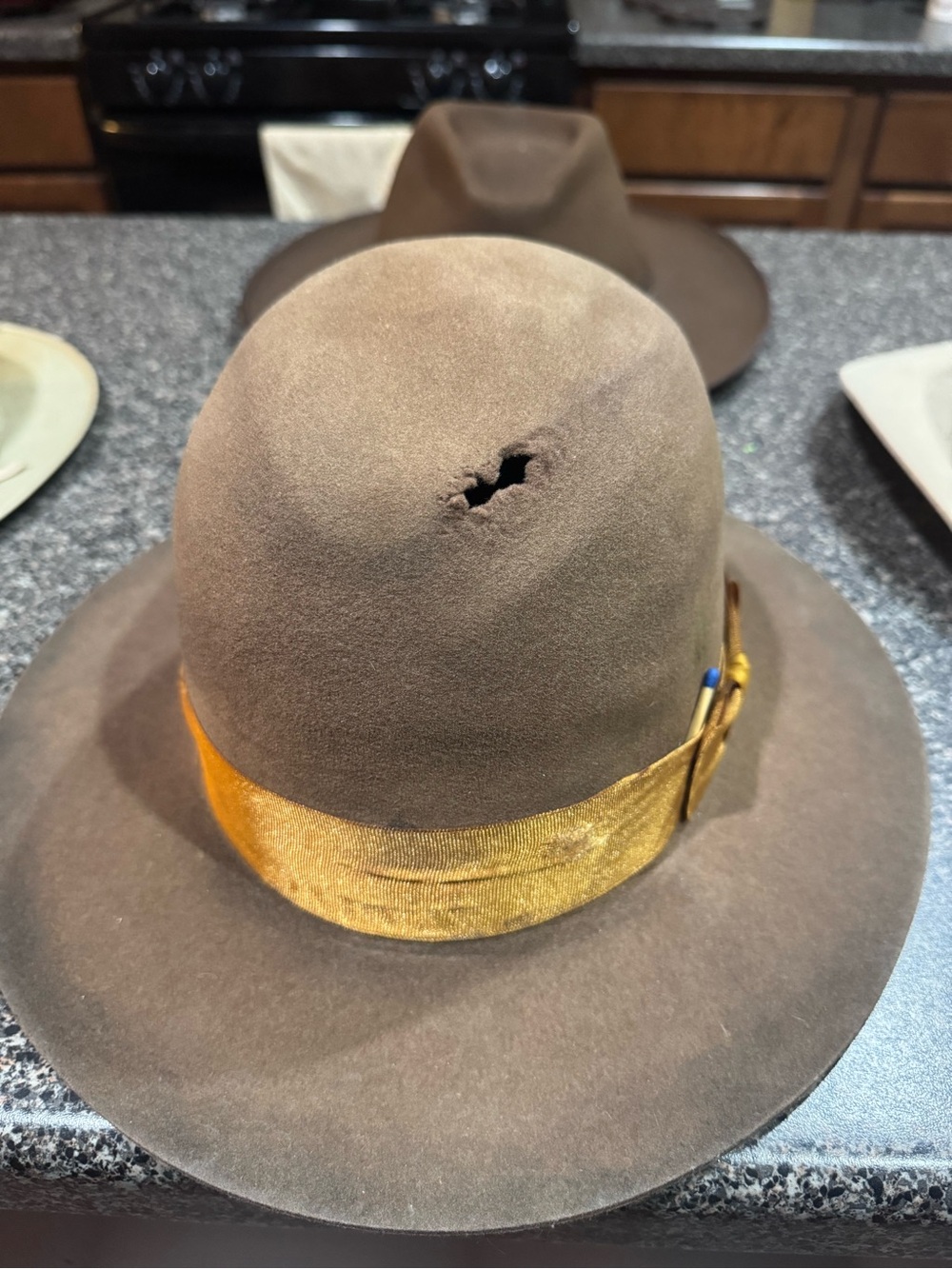 Lot of beat up cowboy hats Stetson Resistol Dynafelt - Picture 5 of 16